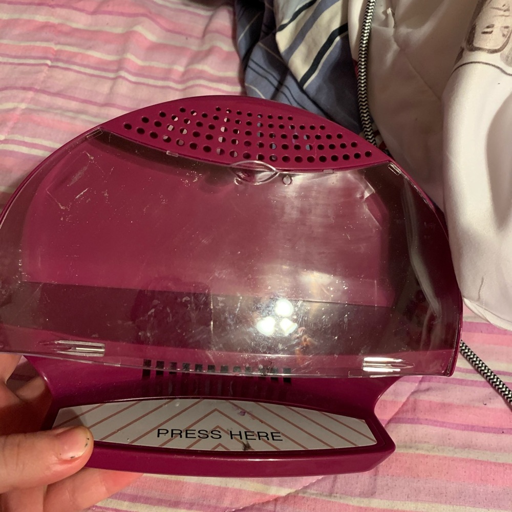 Nail dryer (toy) does work